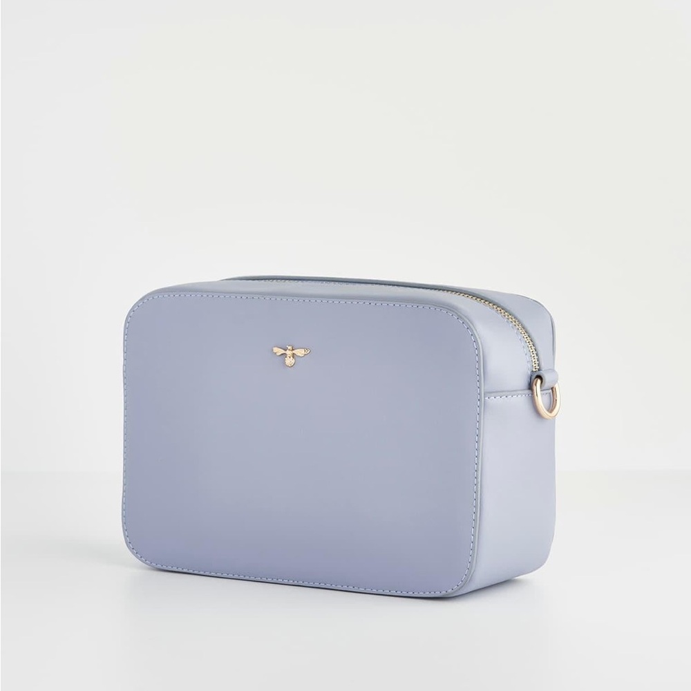 Whispering Sands Powder Blue Camera Bag - Picture 5 of 9